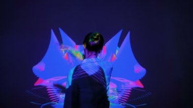 Geniş ekran artırılmış gerçeklik deneyimi