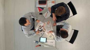 Timelapse iş insanlar iş arkadaşları ekip çalışması Toplantı Seminer Konferans kavramı. Üstten görünüm