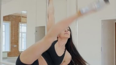 Pilon Studio ile güzel ince kız