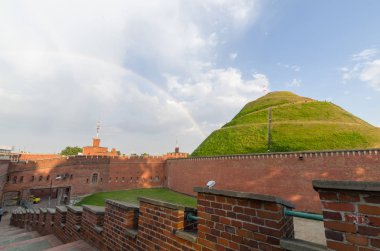 Kosciuszko höyük ile gökkuşağı, Polonya Krakow