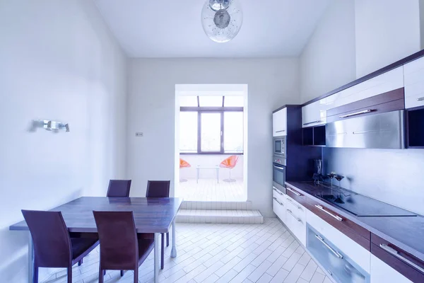 新房子的室内设计现代厨房 — 图库照片