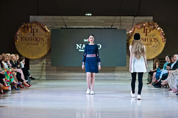 Ternopil Ukraine May 2018 Podolyany Designers Fashion Week Models Walk — Stock Photo, Image