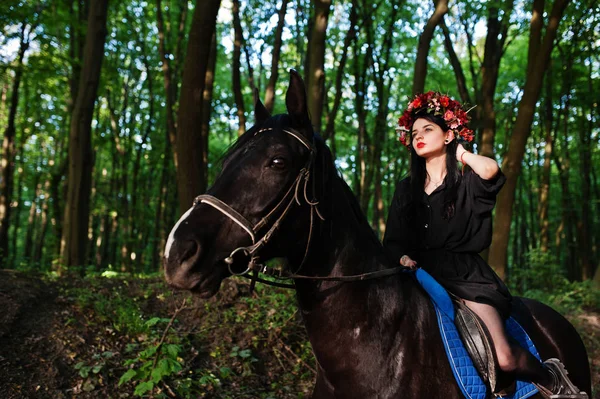 Mystical Girl Wreath Wear Black Horse Wood — Stock Photo, Image