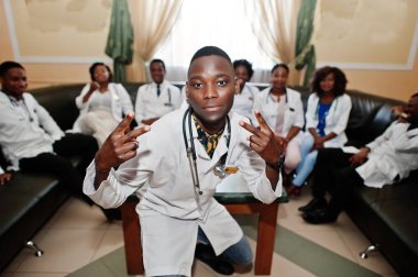 Grup Afrika doktorlar öğrenci Tıp Üniversitesi içinde. 