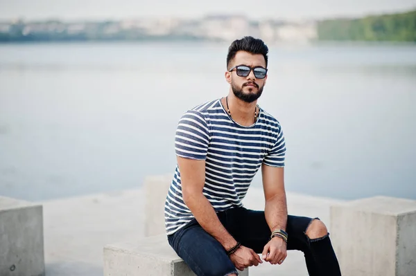 Handsome Tall Arabian Beard Man Model Stripped Shirt Posed Outdoor — Stock Photo, Image