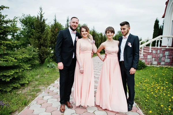 Groomsmen Bridesmaids Posing Outdoors Next Church — Stock Photo, Image