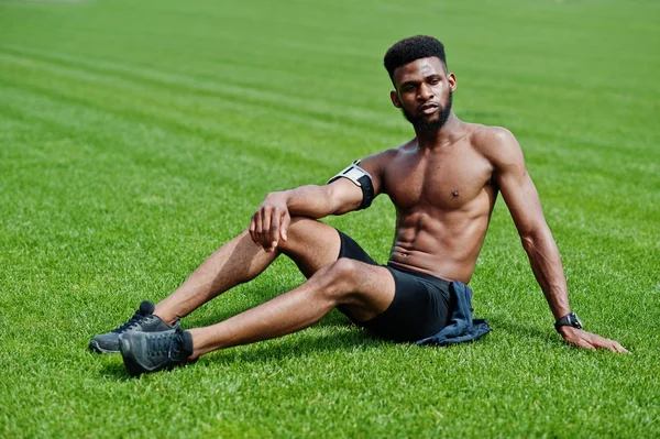 Atleta Masculino Afroamericano Sexy Deporte Torso Desnudo Hombre Con Funda — Foto de Stock