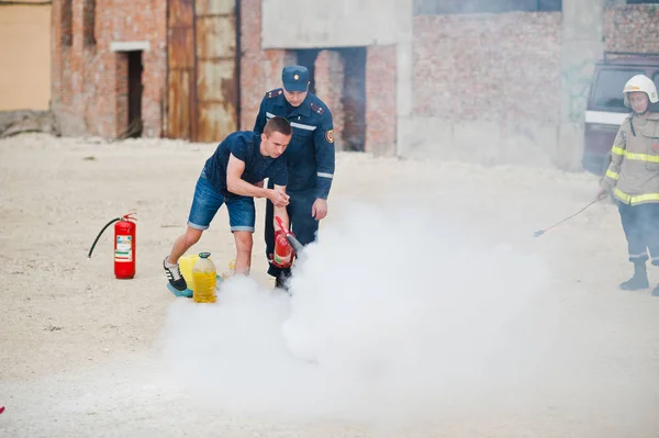 Hai Ukraine July 2018 Tutorial How Give Fire Safety Extinguish — Stock Photo, Image