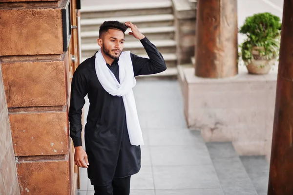 Indian Stylish Man Black Traditional Clothes White Scarf Posed Outdoor — Stock Photo, Image