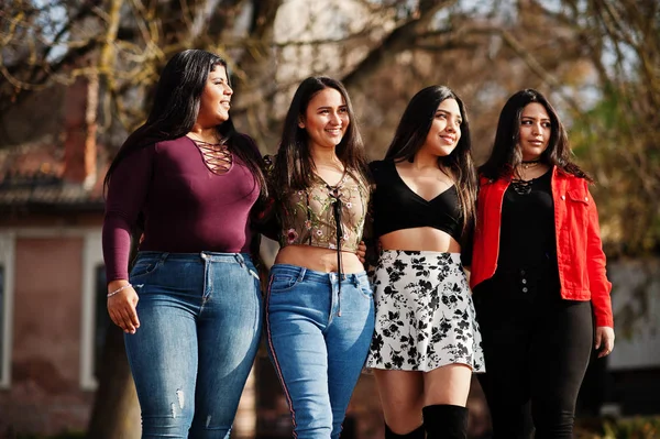 Group Four Happy Pretty Latino Girls Ecuador Posed Street — Stock Photo, Image