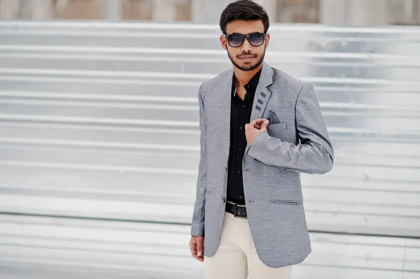 Casual Young Indian Man Silver Jacket Sunglasses Posed Steel Background — Stock Photo, Image