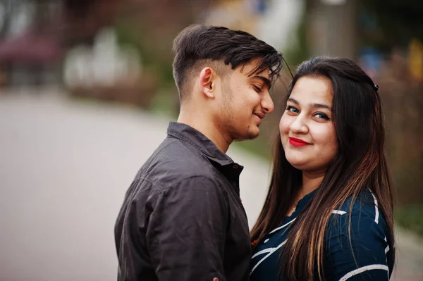 Love Story Indian Couple Posed Outdoor — Stock Photo, Image