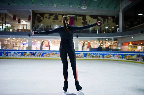 Patinadora Artística Mujer Pista Patinaje Sobre Hielo — Foto de Stock