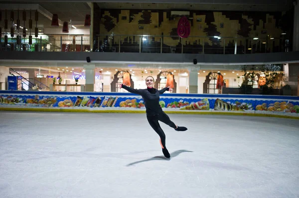 Patinadora Artística Mujer Pista Patinaje Sobre Hielo — Foto de Stock