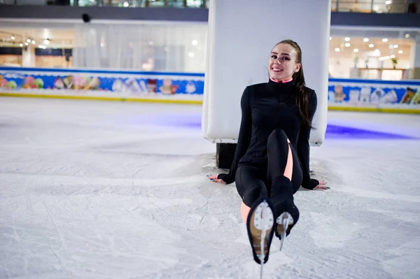 Patinadora Artística Mujer Pista Patinaje Sobre Hielo — Foto de Stock