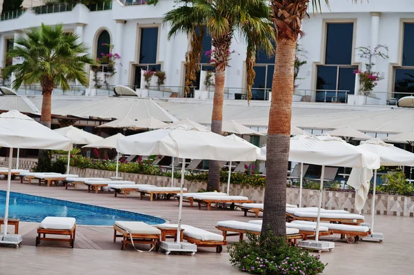 Piscina Com Espreguiçadeiras Manhã Hotel Resort Mediterrâneo Verão Turquia Bodrum — Fotografia de Stock