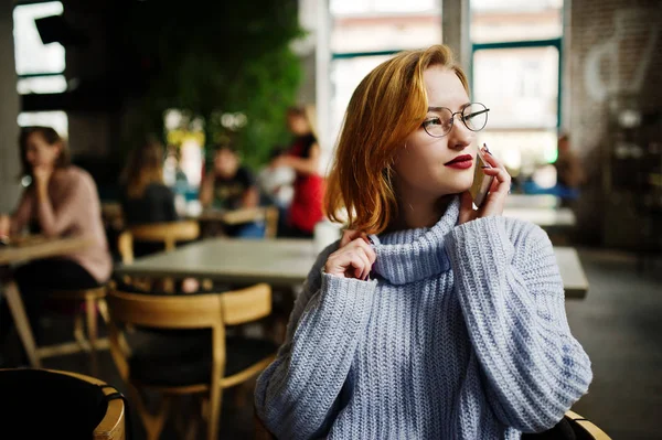 Cheerful Young Beautiful Redhaired Woman Glasses Sitting Her Working Place — Stock Photo, Image