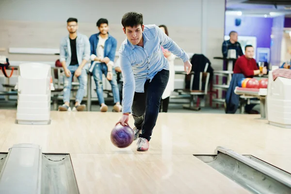 South Asian Man Jeans Shirt Standing Bowling Alley Throw Ball — Stock Photo, Image