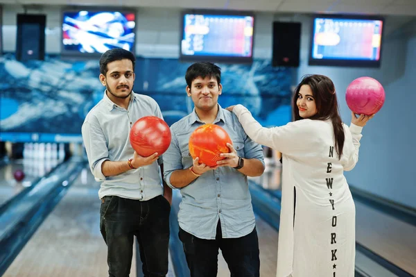 Three South Asian Friends Jeans Shirt Bowling Club Holding Balls — Stock Photo, Image