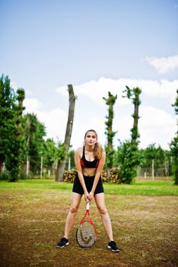 Spor Co raket ile güzel spor kadın tenis oyuncusu