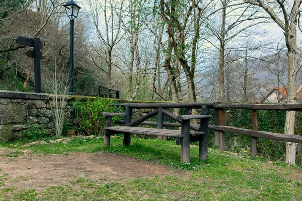 Panca Legno Situata Ambiente Naturale — Foto Stock