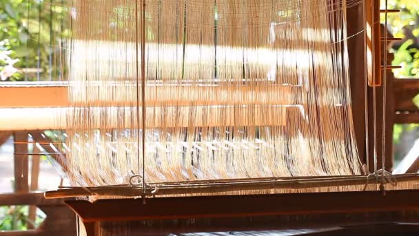 Manual wood loom in Asia — Stock Video