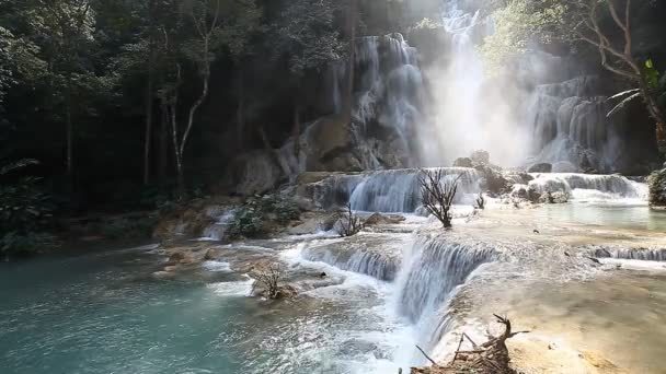 Kuang si vattenfall, luang prabang, laos — Stockvideo