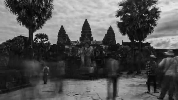 Angkor Wat filmszerű fekete-fehér gáztalanító — Stock videók