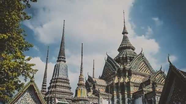 Кінематографічна таймце в Королівському Палаці в Бангкоку. — стокове відео