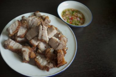 Oryantal Rosto Domuz Göbeği veya Çıtır domuz eti