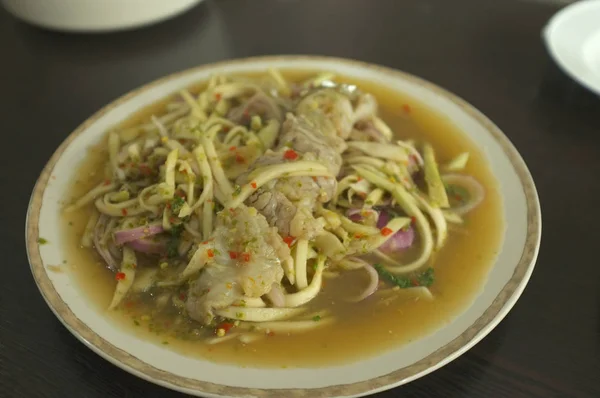 Camarones picantes de mantis en escabeche con mango — Foto de Stock