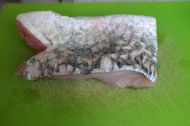 Hammadde , Taze levrek balık Çin ve Tay sağlıklı gıda birçok tür pişirebilirsiniz  