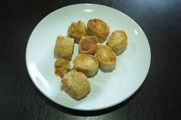 Közelről, Deep Fried tarisznyarák hús tekercs, Hoi jo, tarisznyarák húst. Thai ételek — Stock Fotó