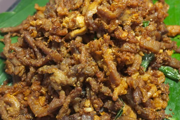 Cerdo rayado frito con salsa de pescado . —  Fotos de Stock