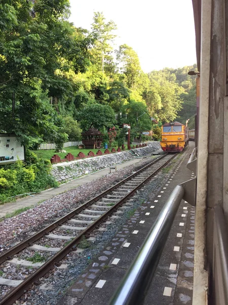 农村铁路轨道，泰国铁路旅行路线 — 图库照片