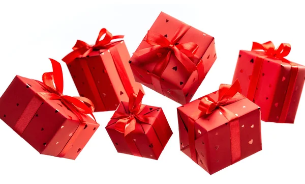 Surprise Dans Des Boîtes Volantes Enveloppées Dans Papier Cadeau Rouge — Photo