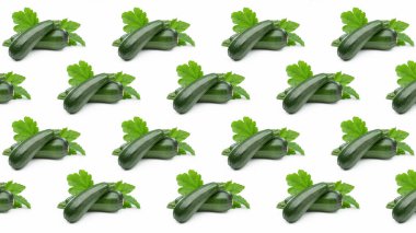 Beyaz yapraklı yeşil salatalıkların arka plan deseni.