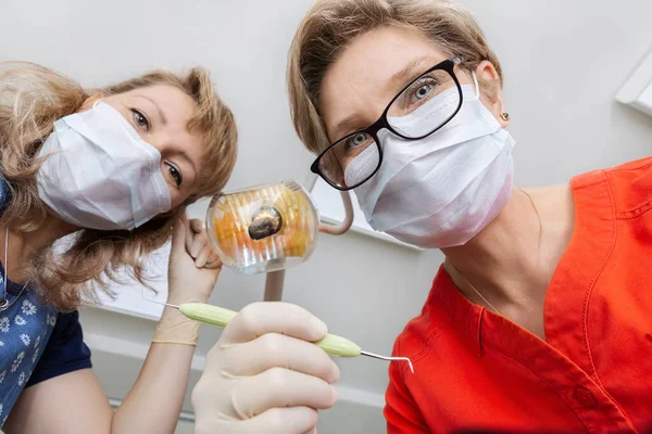 Médico Enfermera Consultorio Dental Retrato Primer Plano — Foto de Stock