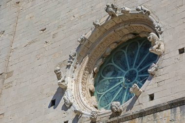 Gül pencere Osimo Katedrali, Marche, İtalya