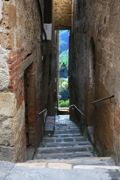 Στενό Δρομάκι Pitigliano Ιταλία — Φωτογραφία Αρχείου