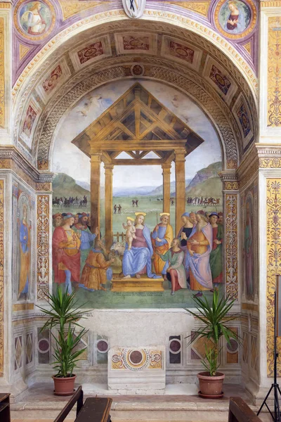 Trevi Włochy Sierpień 2018 Pokłon Trzech Króli Przez Perugino Kościele — Zdjęcie stockowe