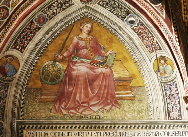 Siena Italien Juni 2019 Forntida Allegori Rättvisa Medeltida Fresco Målning — Stockfoto