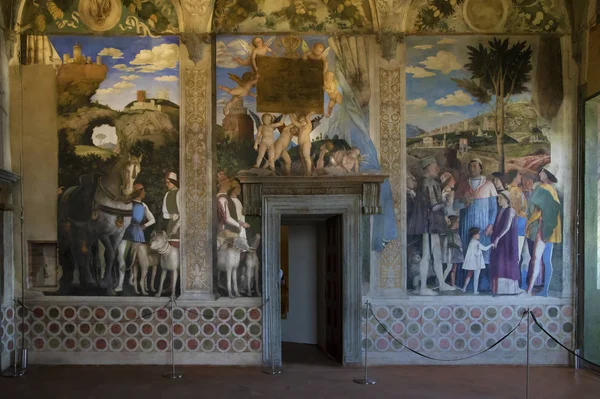 만토바 2019 이탈리아 만토바의 두칼레 궁전에 신부용 — 스톡 사진