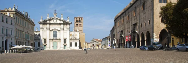 Mantua Italië September 2019 Sint Pieterskathedraal Hertogelijk Paleis Mantua Italië — Stockfoto