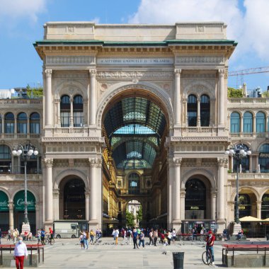 Milan, İtalya - 24 Mayıs 2020: Galleria Vittorio Emanuele II, Milano