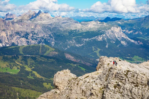 Rifugio Lagazuoi Itália Agosto 2020 Caminhantes Panorama Surpreendente Nos Alpes — Fotografia de Stock