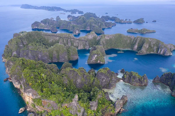 Gezien Vanuit Lucht Rondom Gezonde Koraalriffen Verbazingwekkende Kalkstenen Eilanden Gevonden — Stockfoto