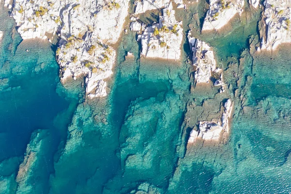 캘리포니아의 시에라 네바다 산맥은 빙하에 조각된 화강암으로 이루어져 있습니다 스노우 — 스톡 사진