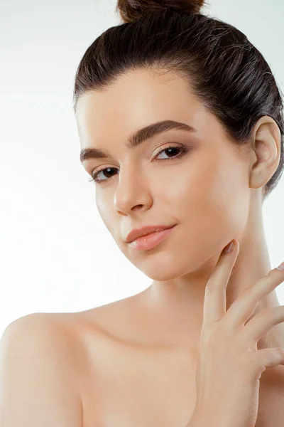 Mulher Bonita Com Clean Fresh Skin Toque Próprio Rosto Cosmetologia — Fotografia de Stock