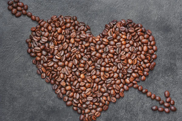 Hjärta Form Rostade Kaffebönor Med Kaffebönor — Stockfoto